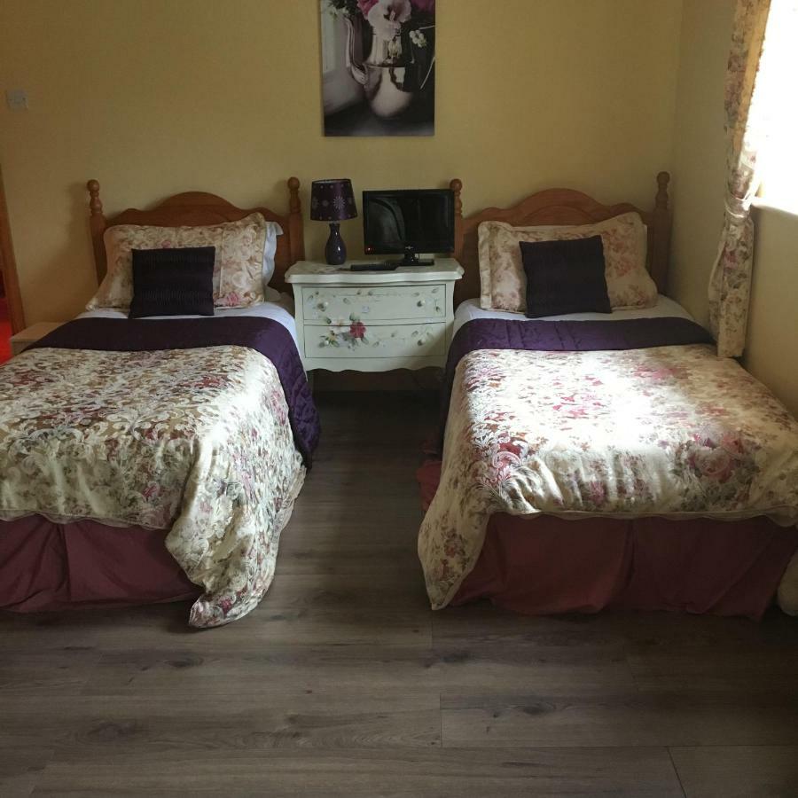 Heeneys Lodge B&B Ντόνεγκαλ Εξωτερικό φωτογραφία